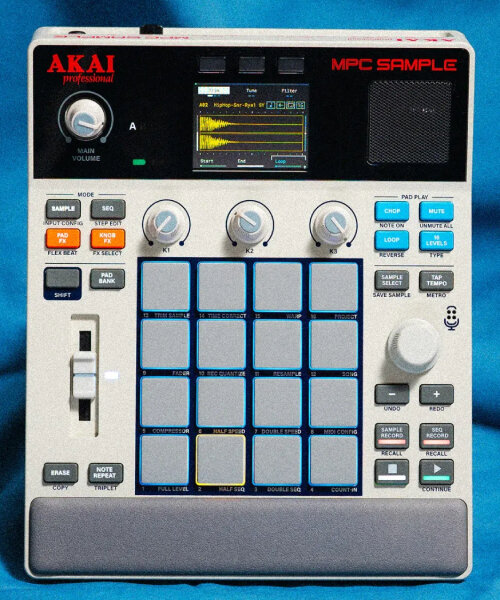 Kompakt retrofuturista sampler: DJ szett útközben!