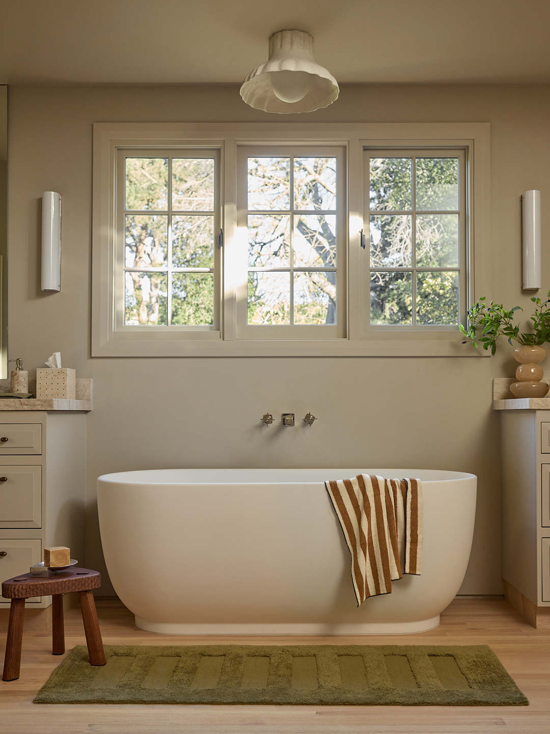 Sátorágy egyedi varázslata Sarah Sherman Samueltől