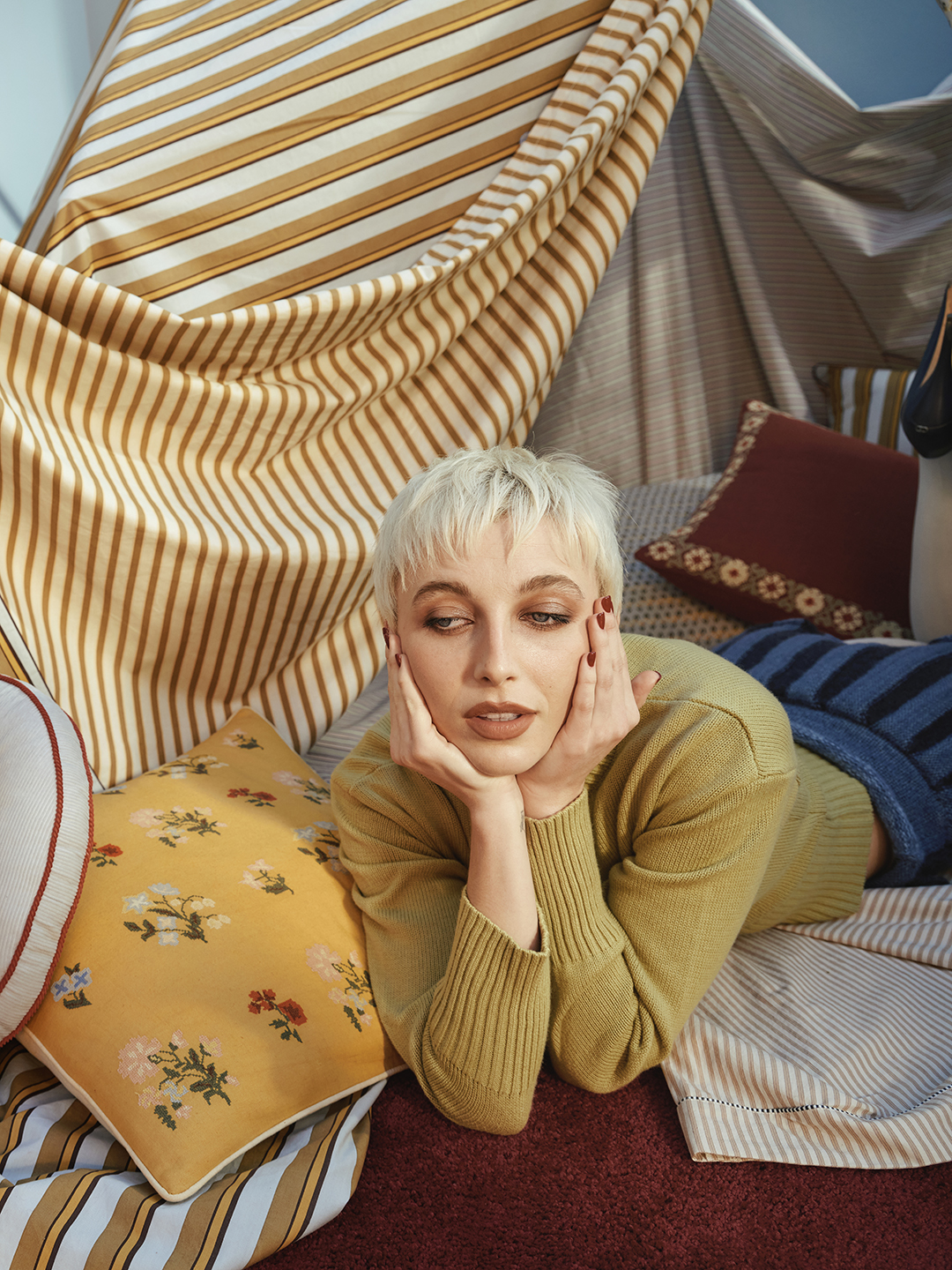 Emma Chamberlain West Elm kollekciójából 9 biztosan elfogy!