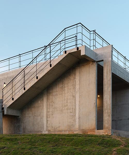 Repetitív függőleges bordák ölelik körbe a thai hegyeket!