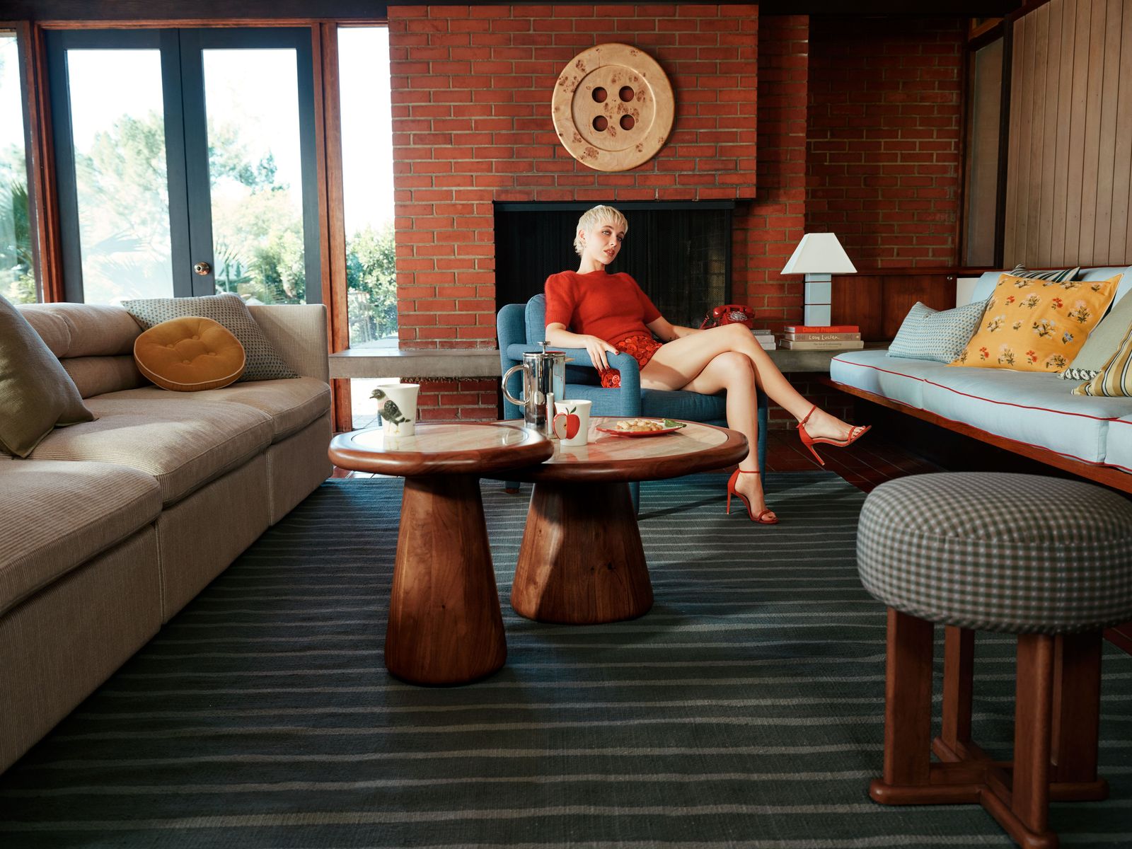 Emma Chamberlain hozza a menő stílusát a West Elmhez!