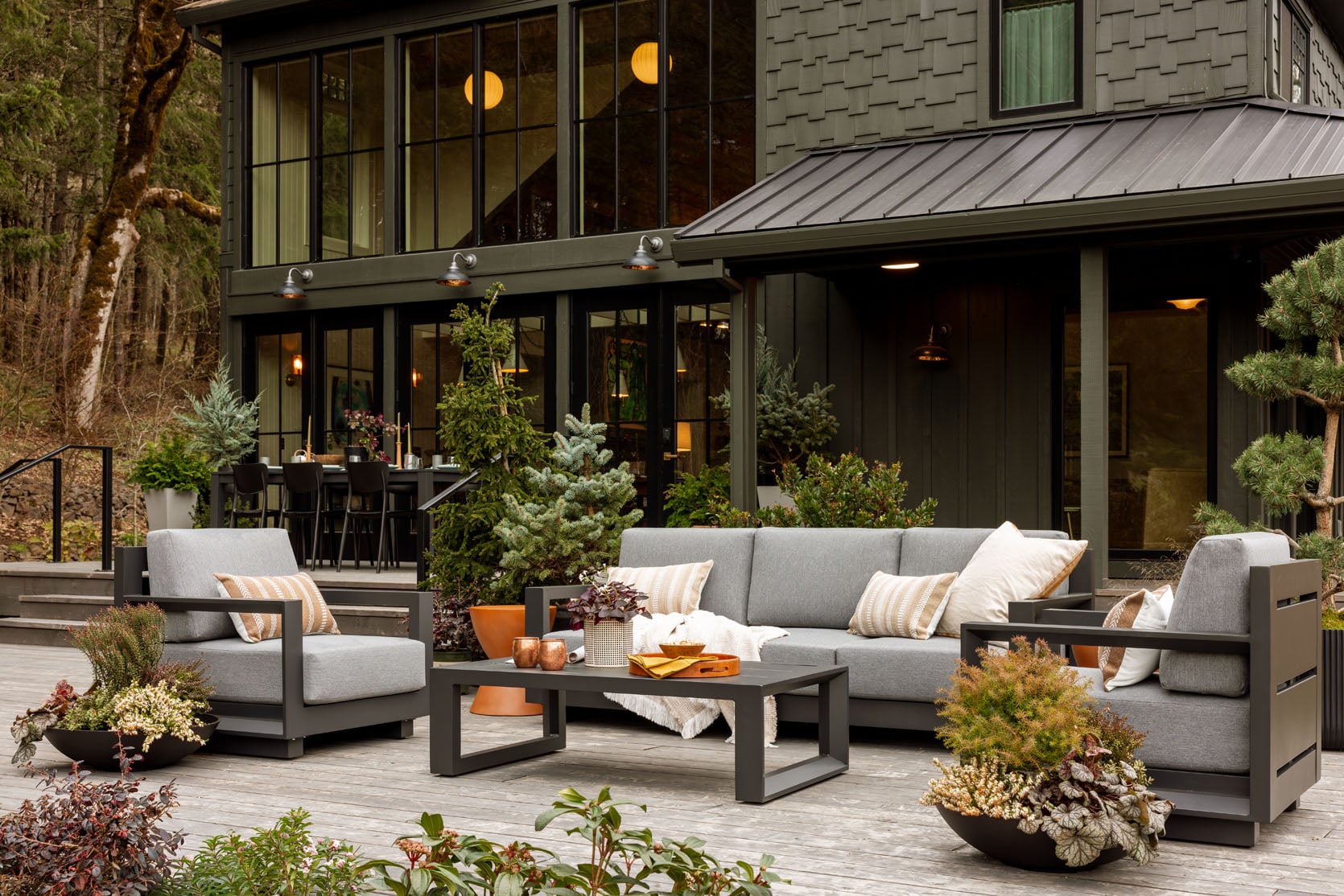 Kültéri oázis a Carlynál: Miért érdemes a komplett szettre?