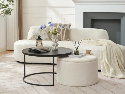 Bouclé Pillanat: 4 Stílusos Darab, Ami Nincs a Figyelem Középpontjában