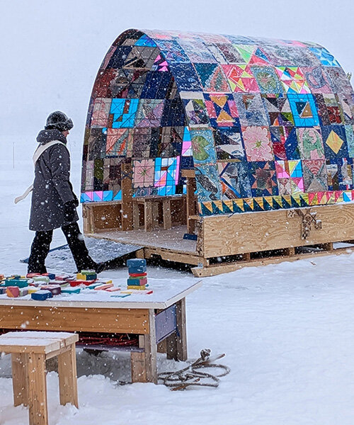 Quiltbe burkolt jégkunyhó színt varázsol a fagyott tóra!