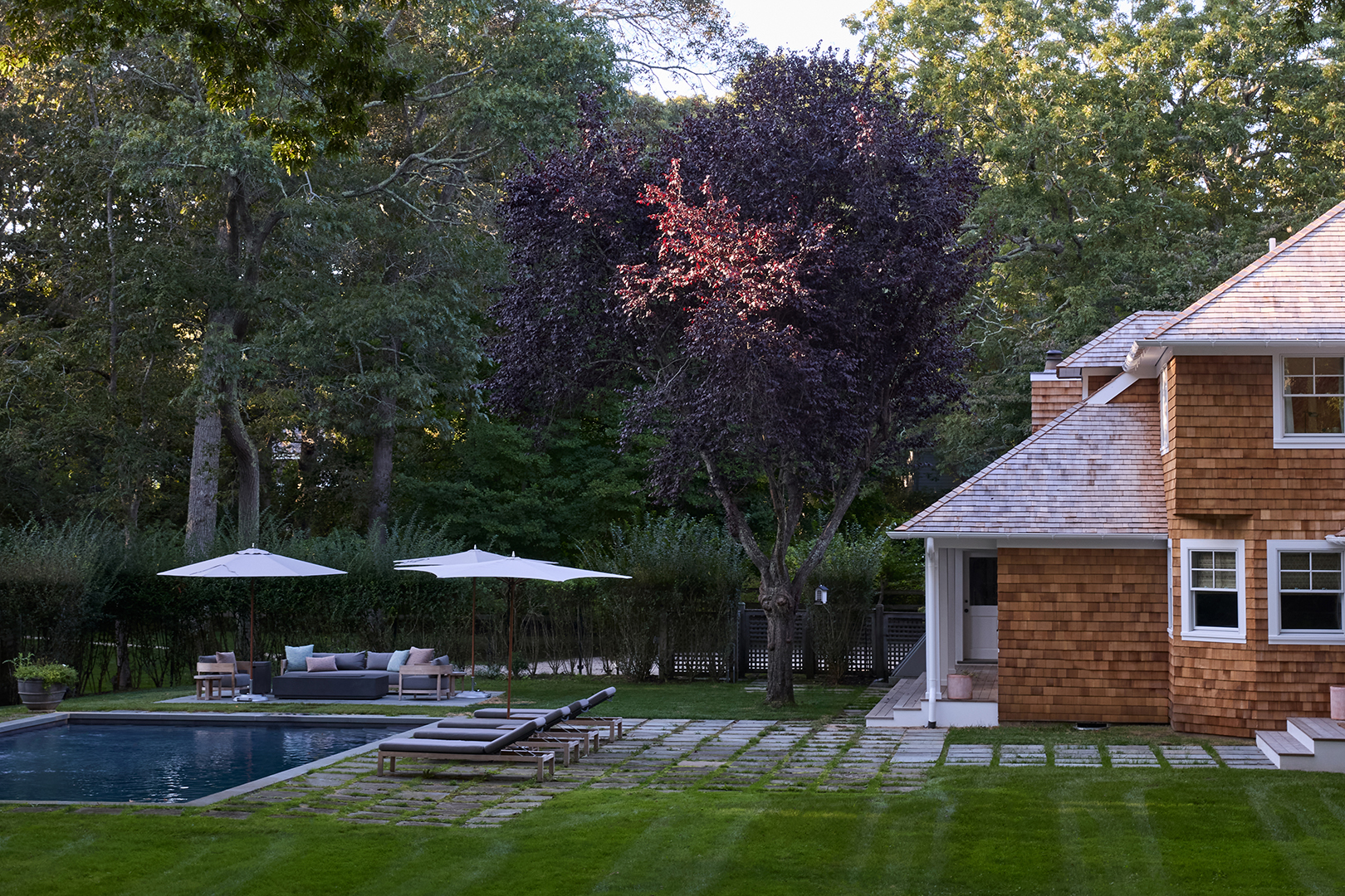 Epres szövet ihlette játékos Hamptons otthon dizájnja