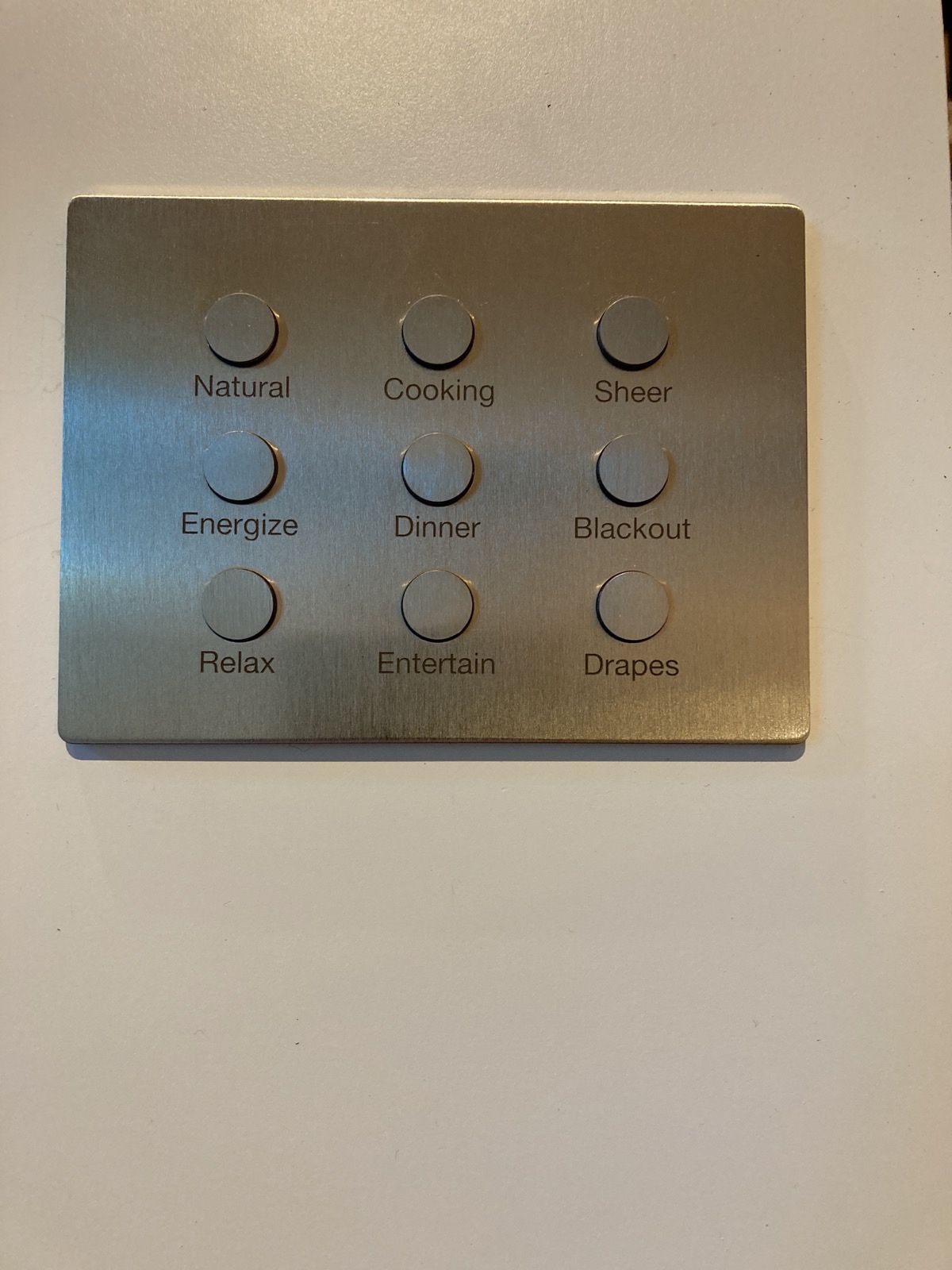 Gombok térnyerése 2026-ban: Újra divat a Home Techben!