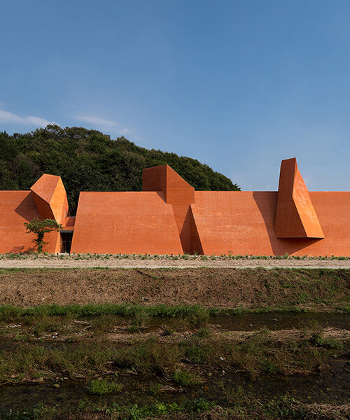 Erődítmény ihlette kávézó Dél-Koreában: lenyűgöző!