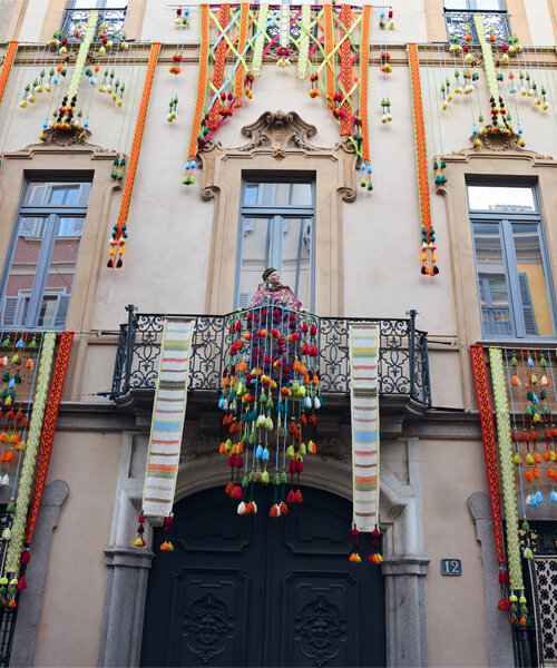 Sárgabarack virágzás: 12 globális tervező bemutatja az üzbég mesterséget a Palazzo Citterióban