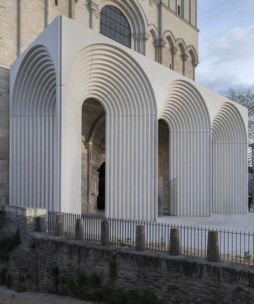 Kengo Kuma keretezi az angers-i középkori templomot!