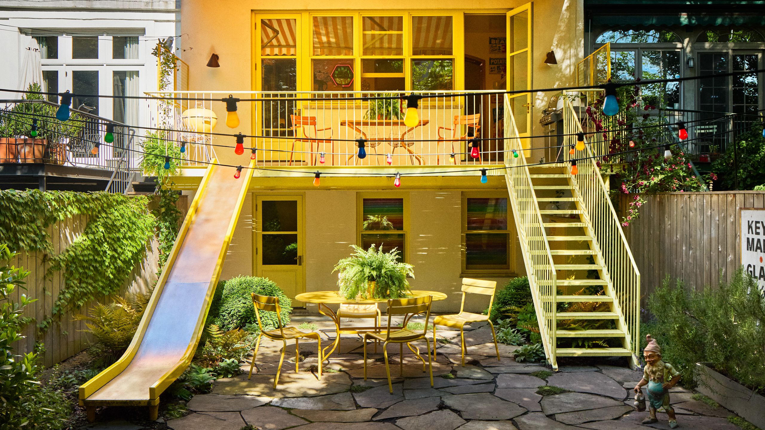 Kis helyekre való teraszbútorok: a legkisebb bulikhoz is!