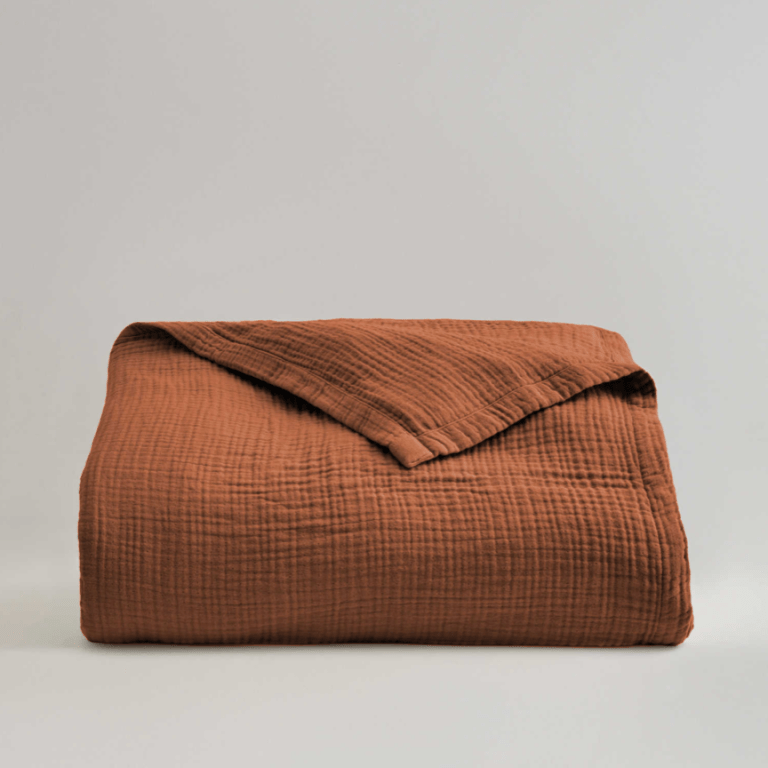 Ágyam: Stílusos nyári díszítés a garzonban!