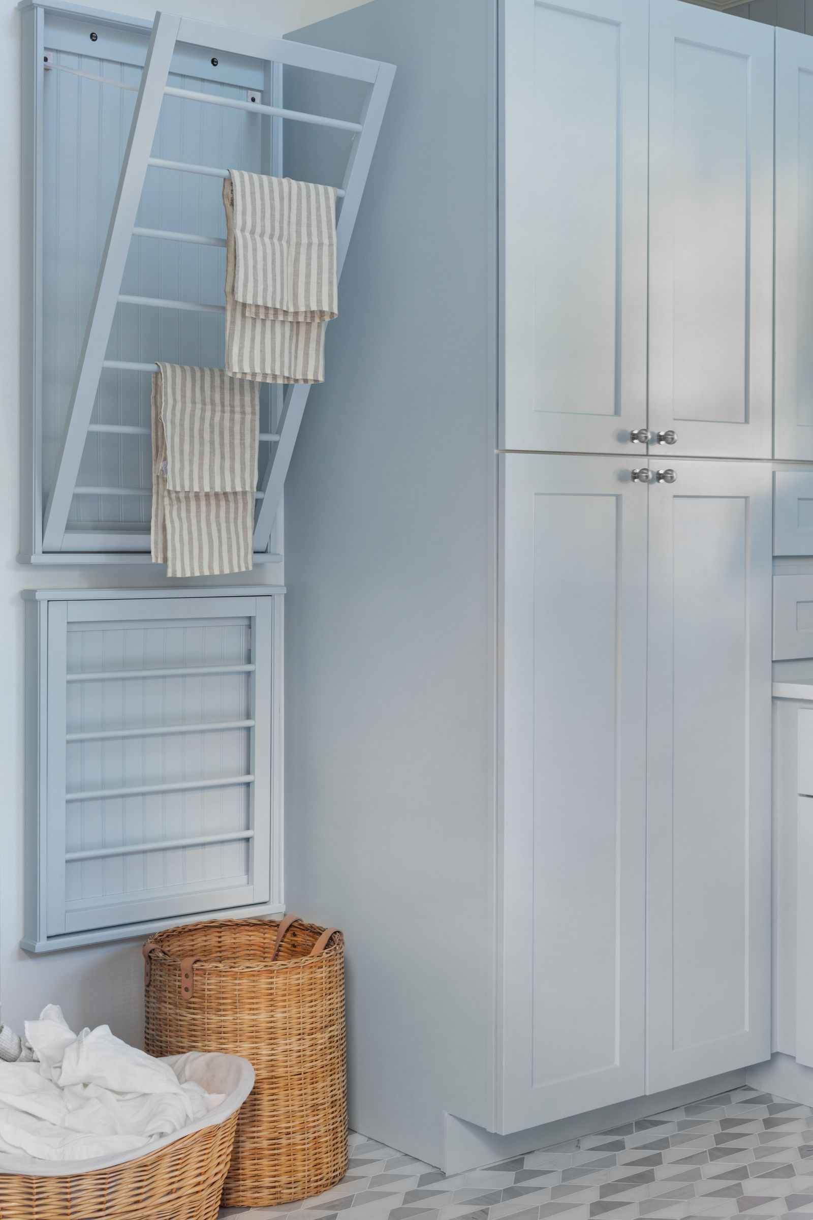 33 Kicsi Mosókonyha Ötlet, Amivel Megnövelheted a Teret!