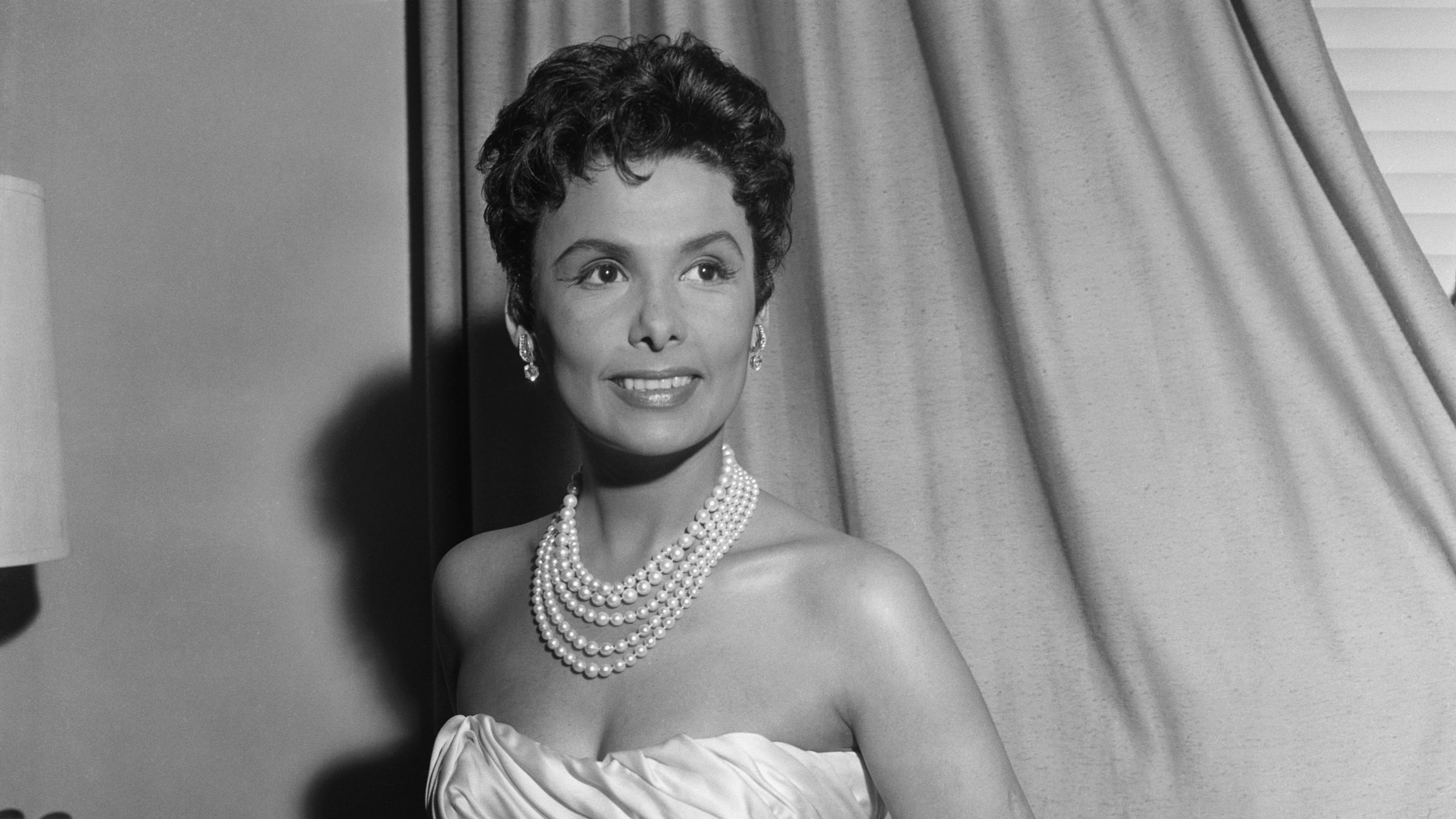 Lena Horne otthona New York aranypartján rekordáron kelt el!