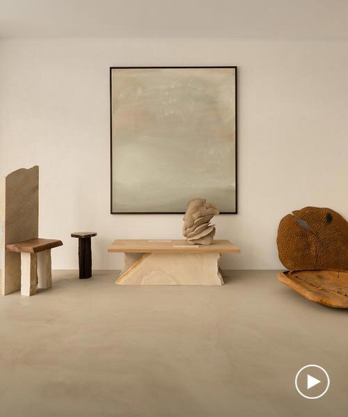 Fából, kőből és kerámiából készült gyűjtemény a Rebirth Paris kiállításon