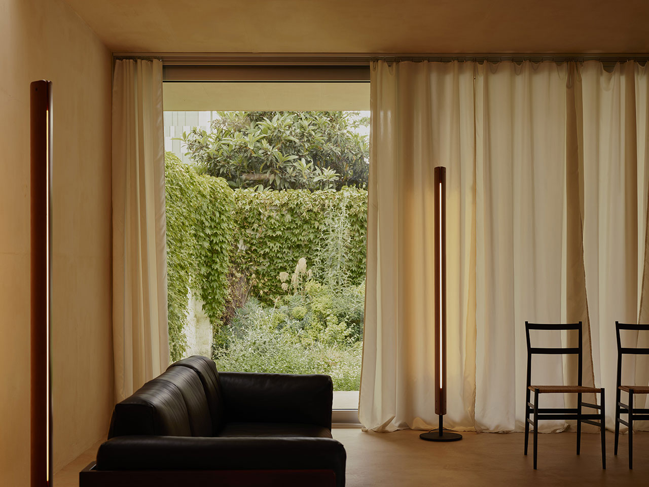 Lumens: Ritka Afra és Tobia Scarpa FLOS lámpa az USA-ban!