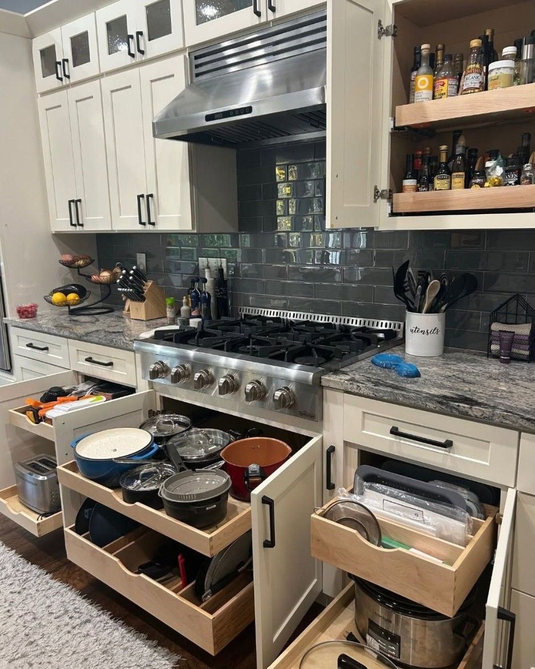 Kávézacc a fürdőszobában: reggelre megváltozott a levegő!