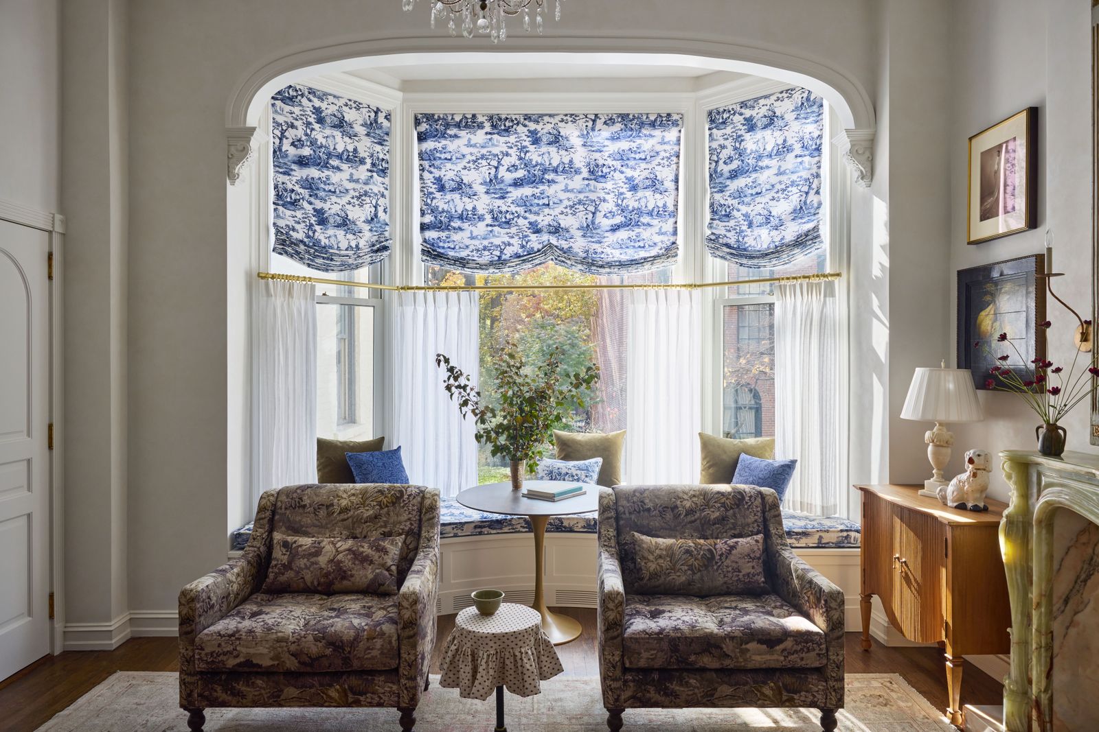 Bárrett Wilbert Weed: Brooklyn Heights-i lakása viktoriánus babaház!