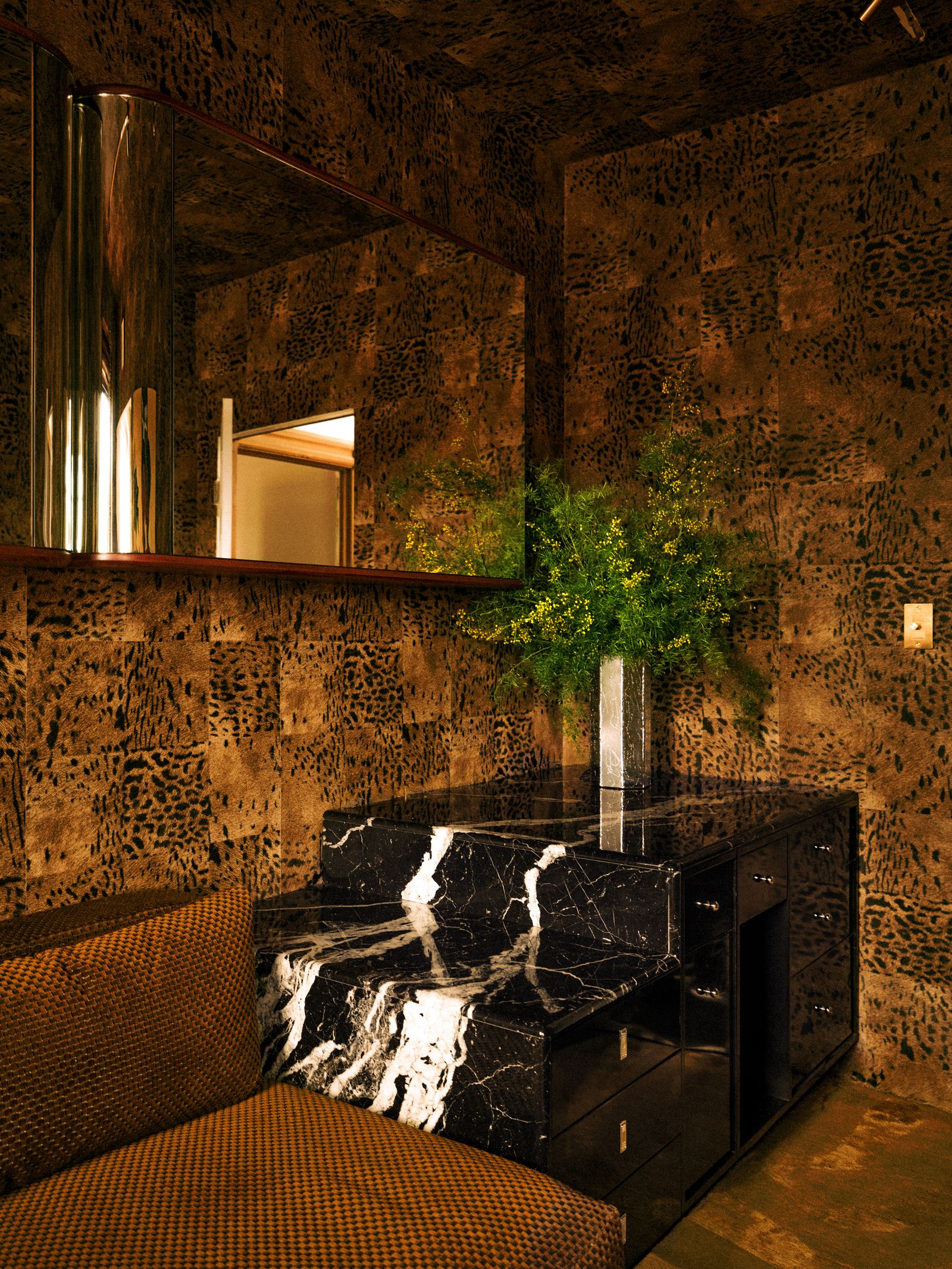 Mark Grattan: Készen áll a munkára brooklyni otthonában!