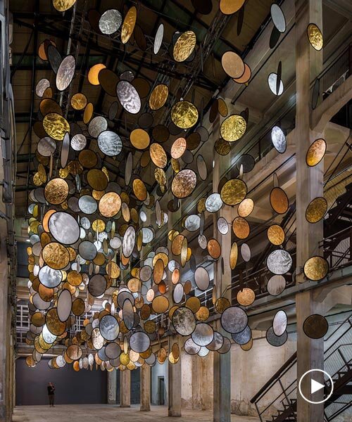 SpY kinetikus installáció: Arany és ezüst halo a firenzei atriumban!