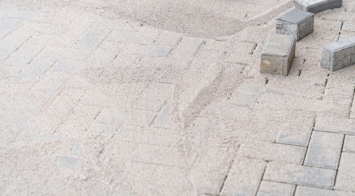 Privát udvar: 15 ötlet 2026-ra, ami átalakítja a teret!