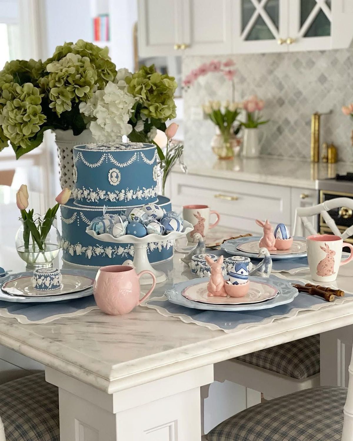 Tavaszi dekor ötletek 2026-ra: Frissítsd otthonod könnyedén!