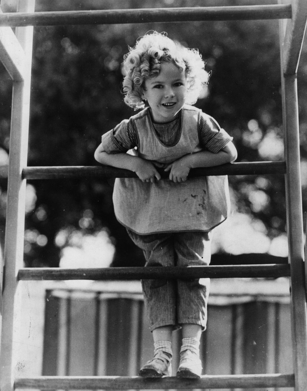 Shirley Temple otthon: 25 lenyűgöző fotó az évtizedekből