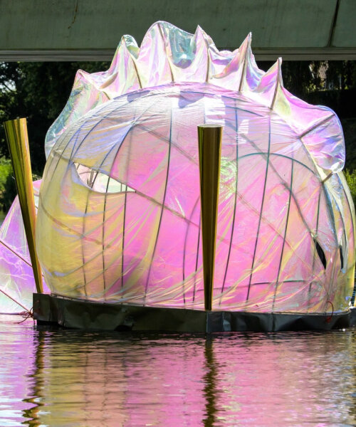 Bosch-parádé: Lebegő szobrok és felfújható művek a Dommel folyón!