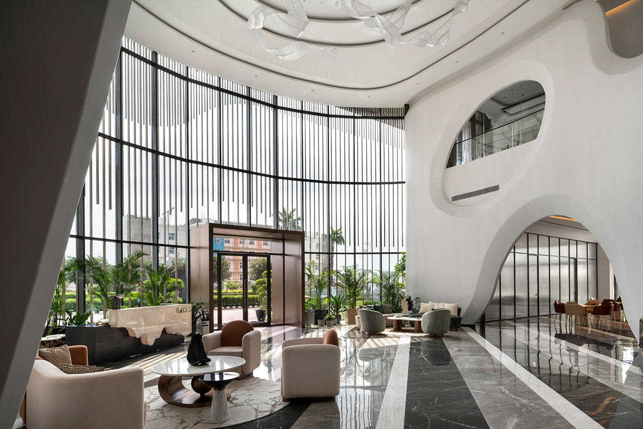 Organikus formák ihlették az indiai értékesítési galériát!