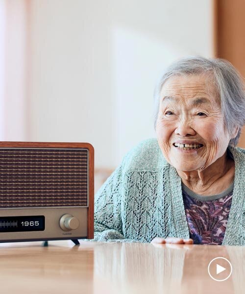 Rádióidőgép: AI audiovizuális rendszer az időutazásért!