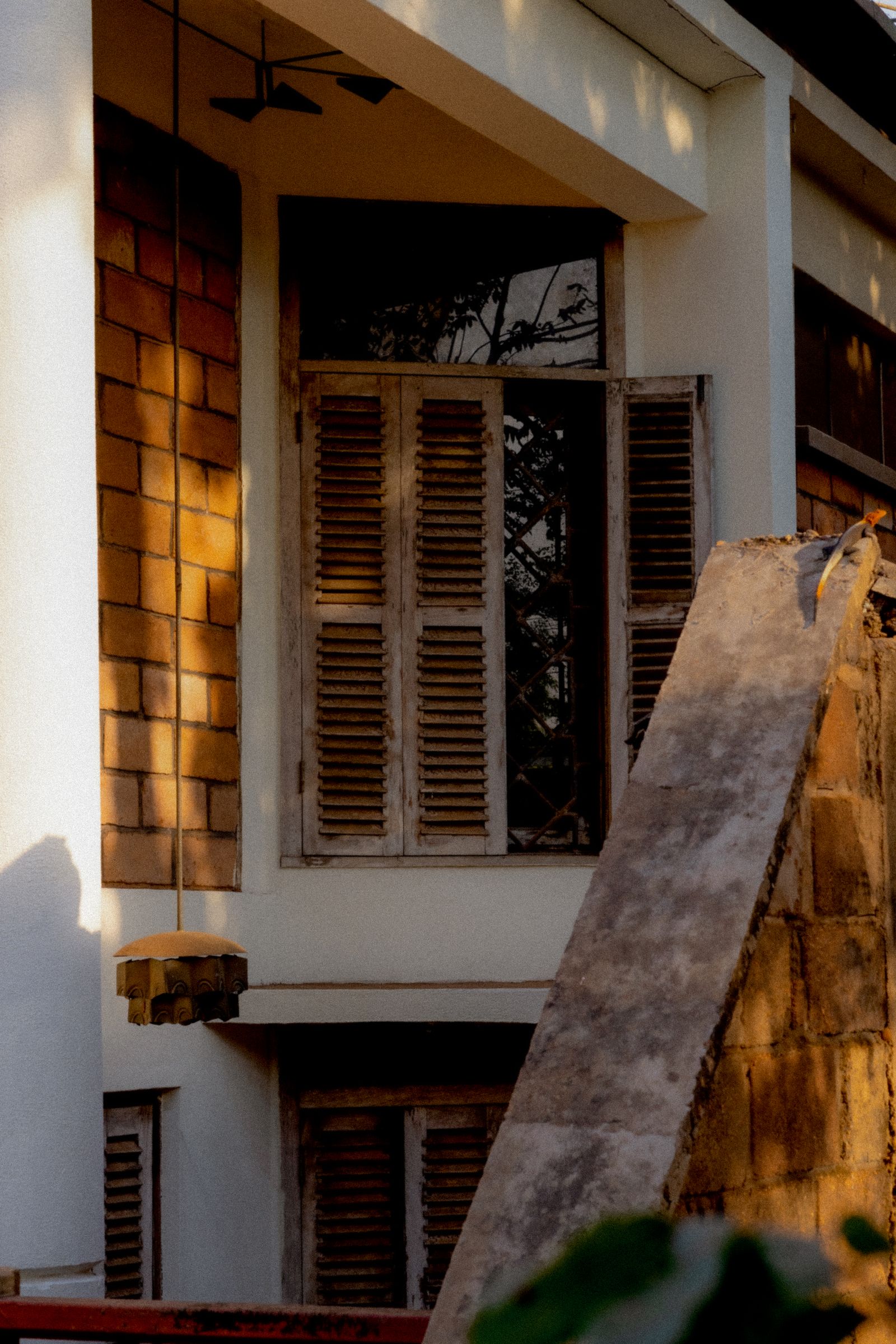 Legendás nigériai építész: saját kezűleg építette otthonát!