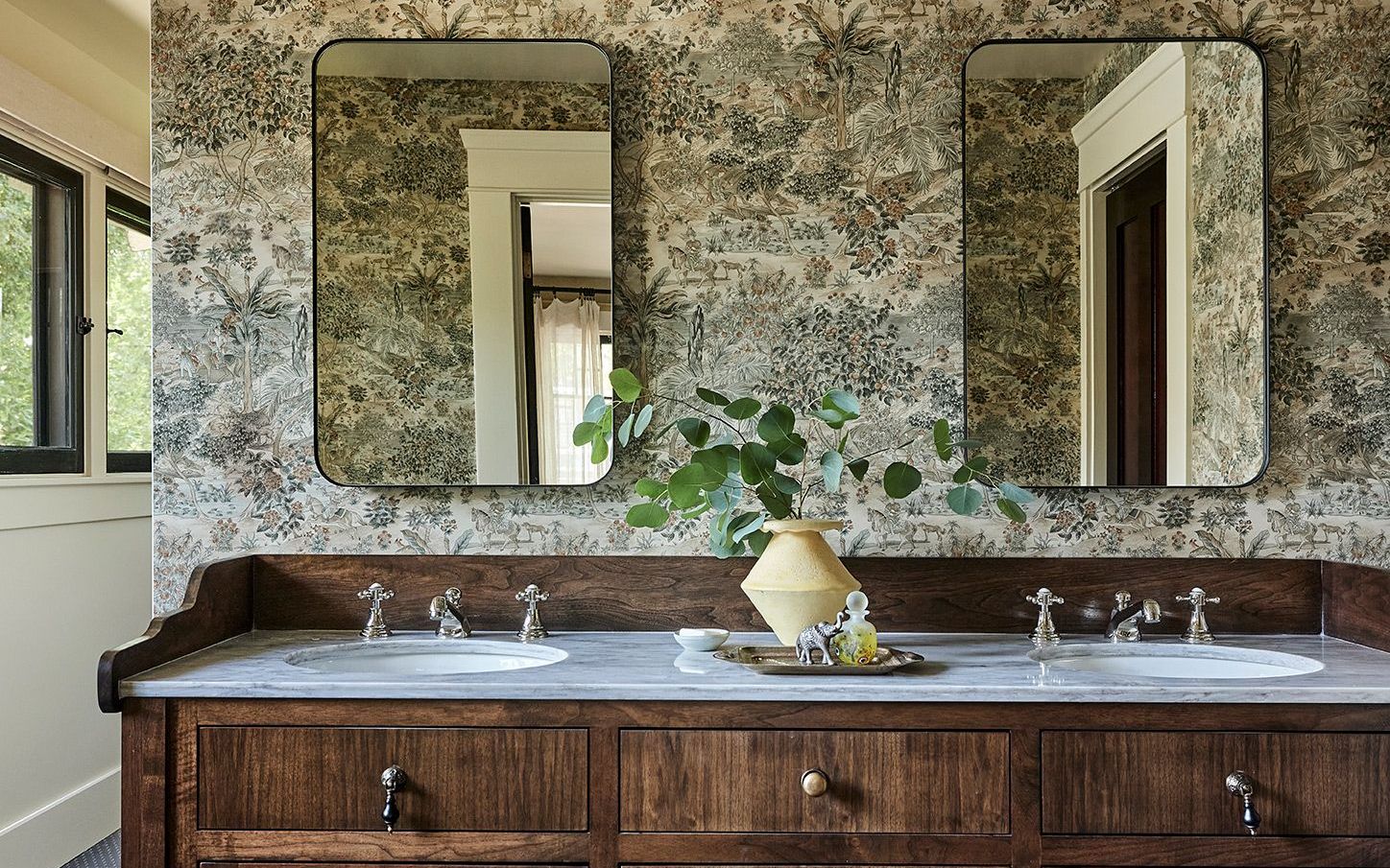 Legjobb dupla mosdós fürdőszobai szekrények 2026-ra!