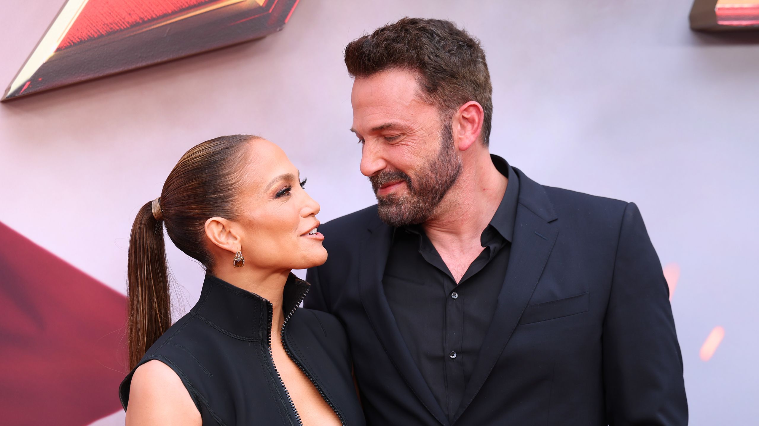 Jennifer Lopez és Ben Affleck váratlan ingatlanlépése!