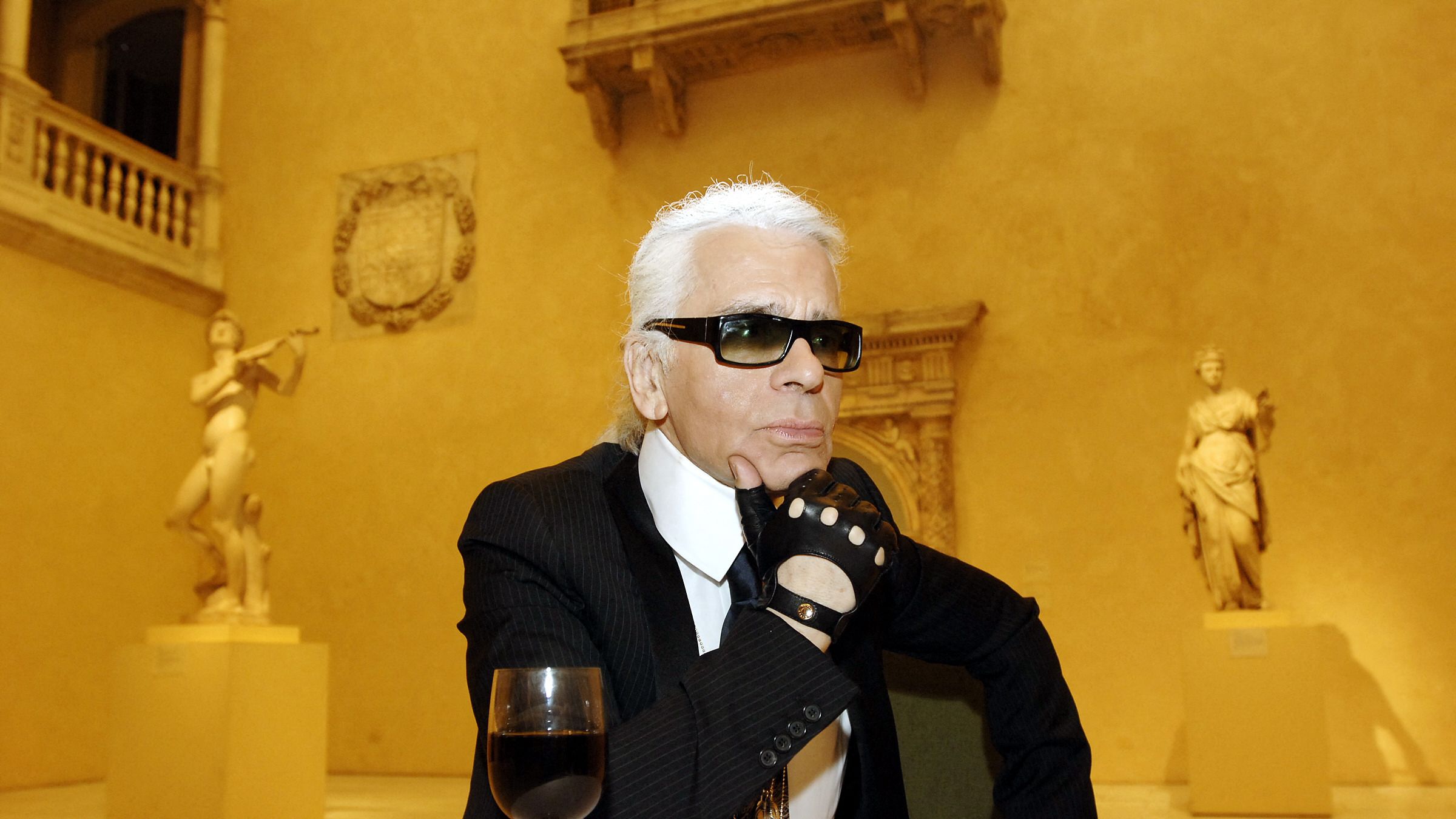 Karl Lagerfeld francia vidéki háza 3,2 millióért eladó!