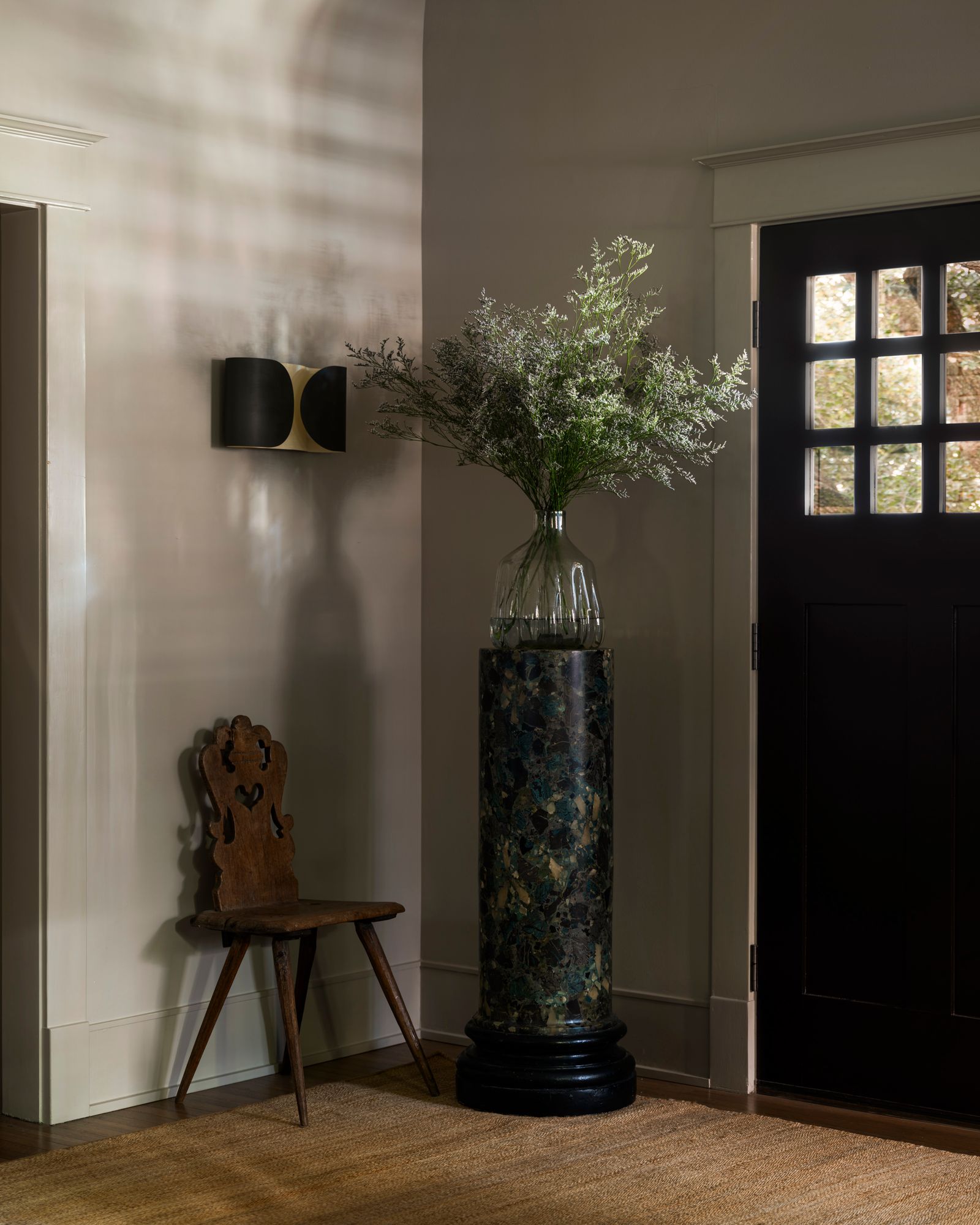 Ryan Lawson újraértelmezi a 1,500 négyzetlábos bungalow-t egy houstoni párnak!