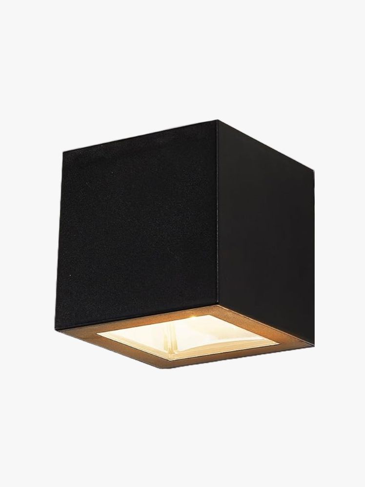 Legjobb kültéri napelemes lámpák a varázslatos kertért!