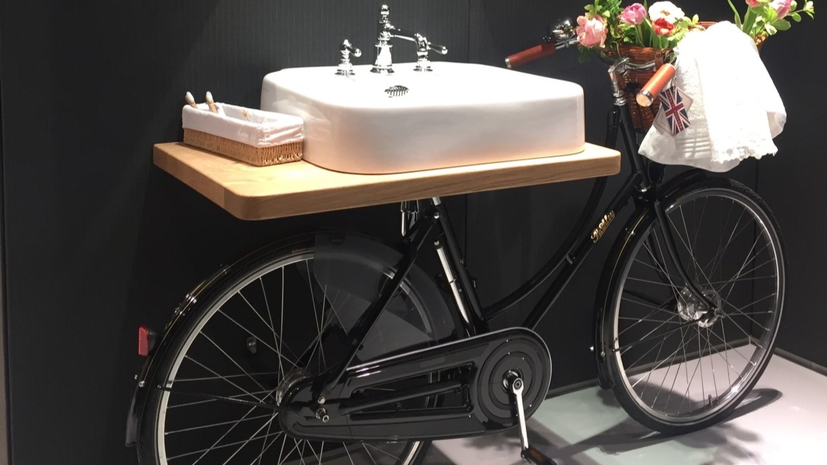 Fehérre festett tölgyfa szekrények: egyedi konyha megjelenés!