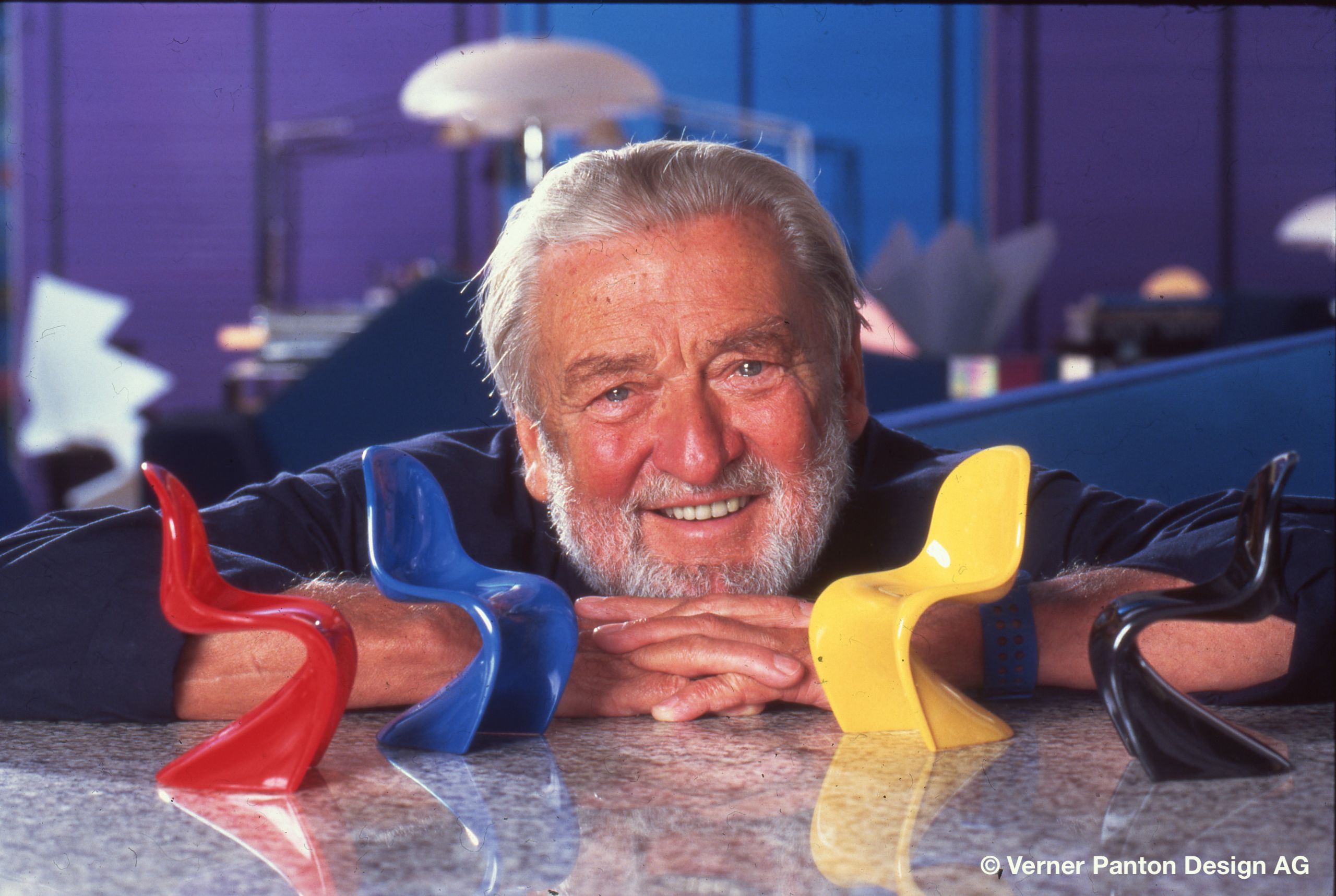 Verner Panton Centenáriuma: Ikonikus Művek Ünnepe!