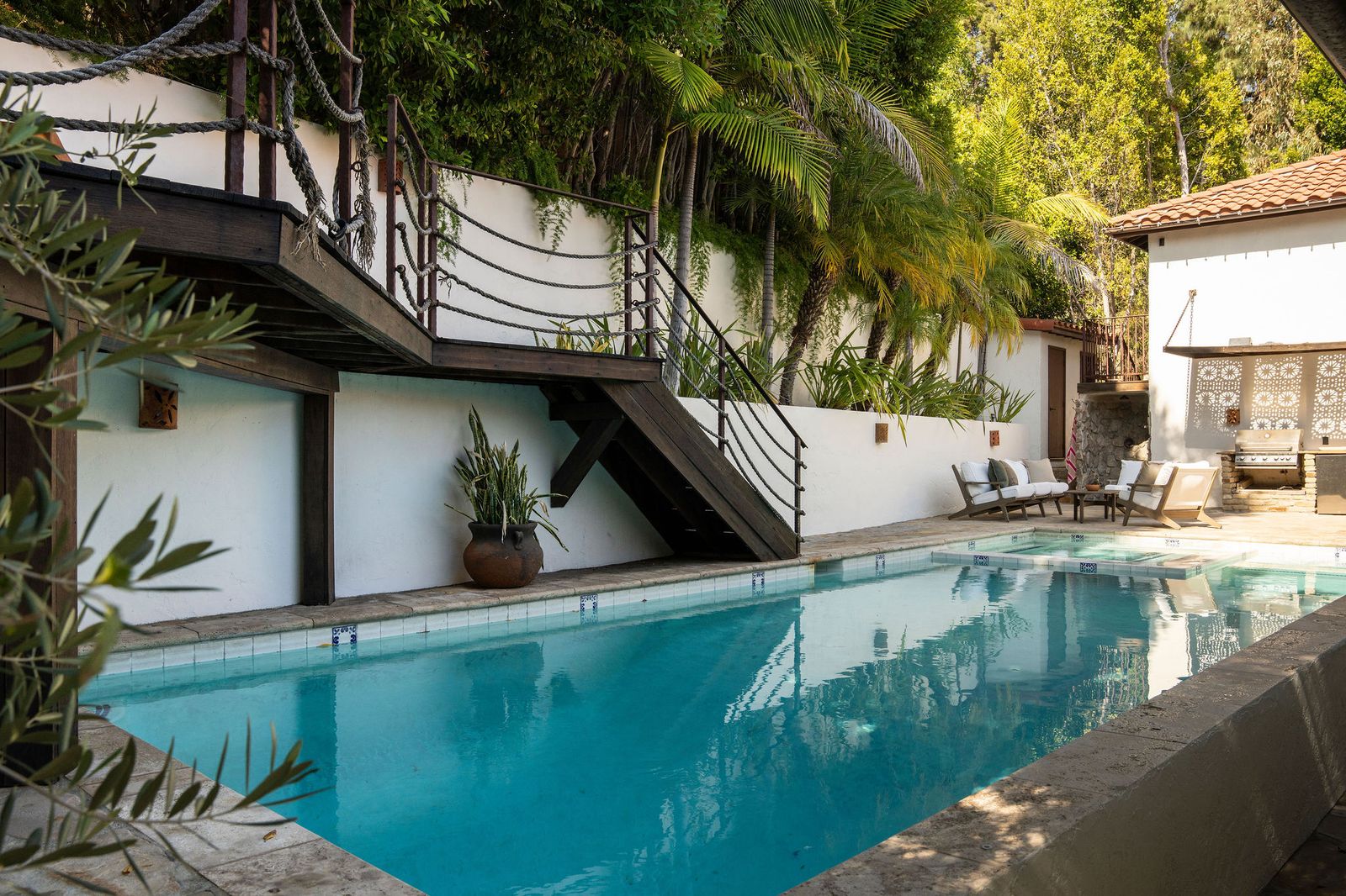 Malin Akerman eladó mediterrán stílusú Los Feliz-i birtoka 3 millióért!