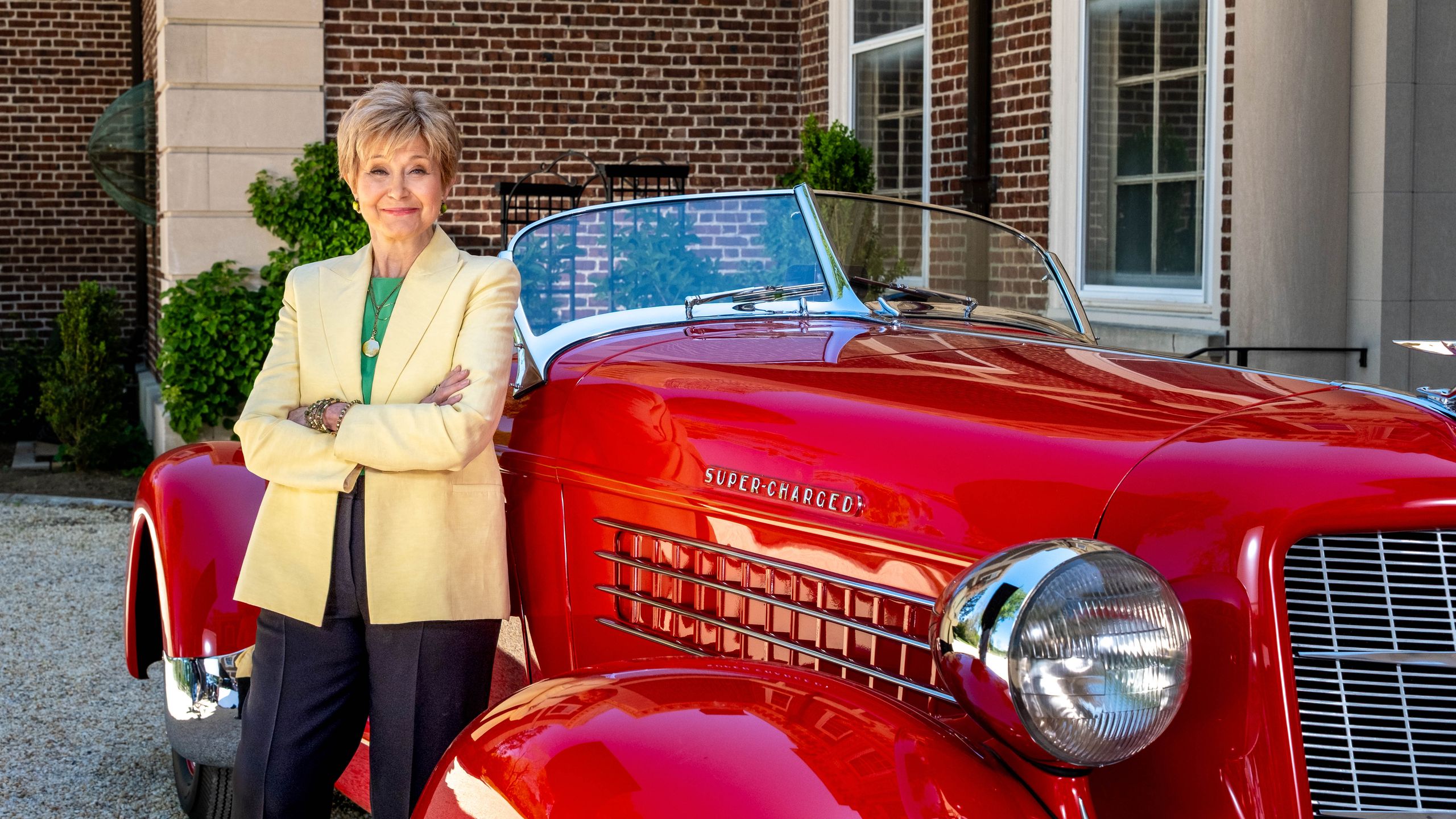 Dekorafóbia: Jane Pauley és a gyertyatartó titka!