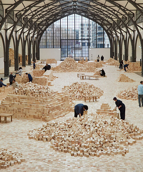 Hamburger Bahnhof tele 400,000 kockával: Építs és énekelj!