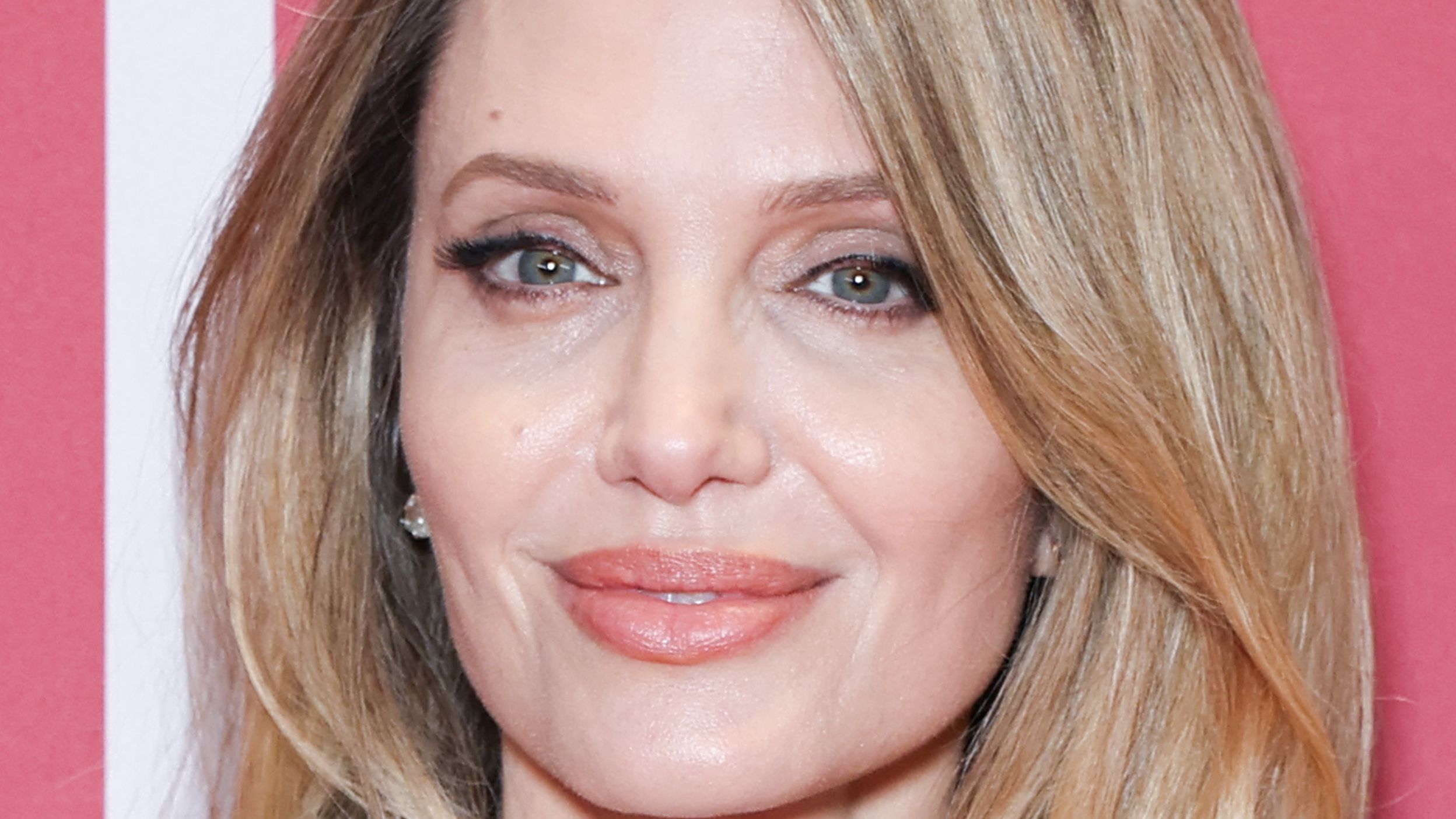 Angelina Jolie Hollywood-i birtoka: 29,85 millióért eladó!