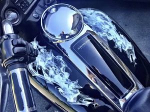 Motorkerékpár fóliázás: speciális technikák és különbségek