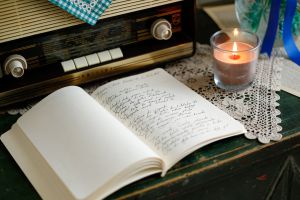 Nu00e9met notesz otthon? Vedd meg su00fcrgu0151sen a HomeGoods-ban!