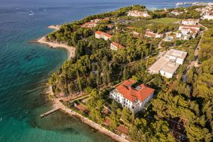 Tu00f6rtu00e9nelmi tengerparti apartman Szicu00edliu00e1ban: a kilu00e1tu00e1sra u00e9pu00edtve!
