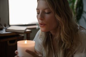 Gyertyu00e1ja Gwyneth Paltrow-nak: Minden, amit vu00e1rtu00e1l!