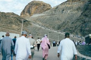 Noor Riyadh: A ku00f6ztu00e9ri mu0171vu00e9szet u00e9lhetu0151bb vu00e1rost teremt!